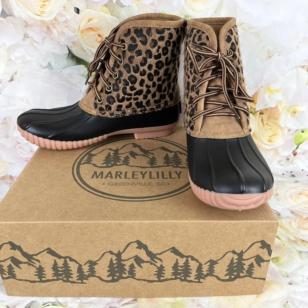 Marley Lilly Duck Boots Size 6 Womens Leopard Cheetah Faux Fur SSM Monogram NEW
